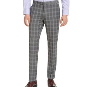 Alfani
Men's Slim-Fit Stretch Gray Plaid Pants.